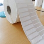 Decal tem vàng 21x10 mm (2000 tem/cuộn)